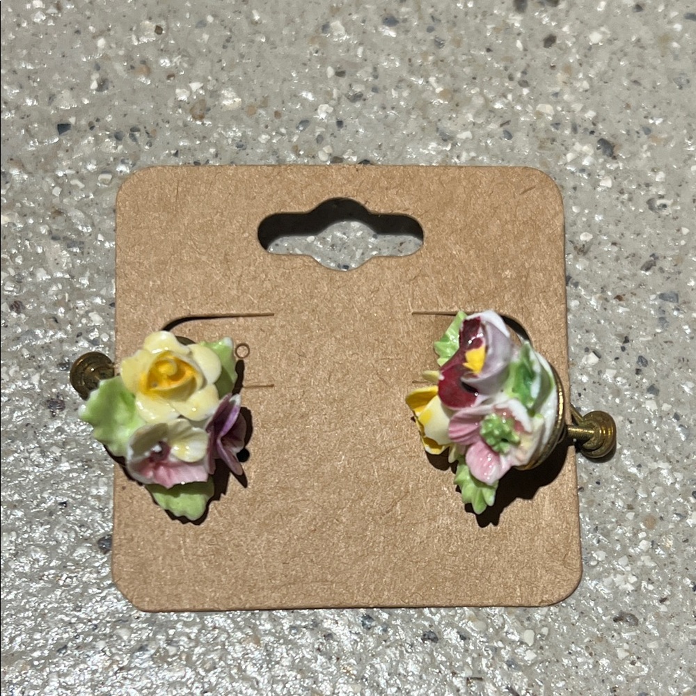 Vintage screw back Floral Porcelain Earrings